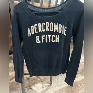 Women’s Abercrombie and Fitch vintage sweater size Medium
